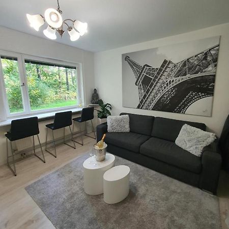 Close To The Metro And The Beach!!! With A View Of The Scandinavian Forest Sztokholm Zewnętrze zdjęcie